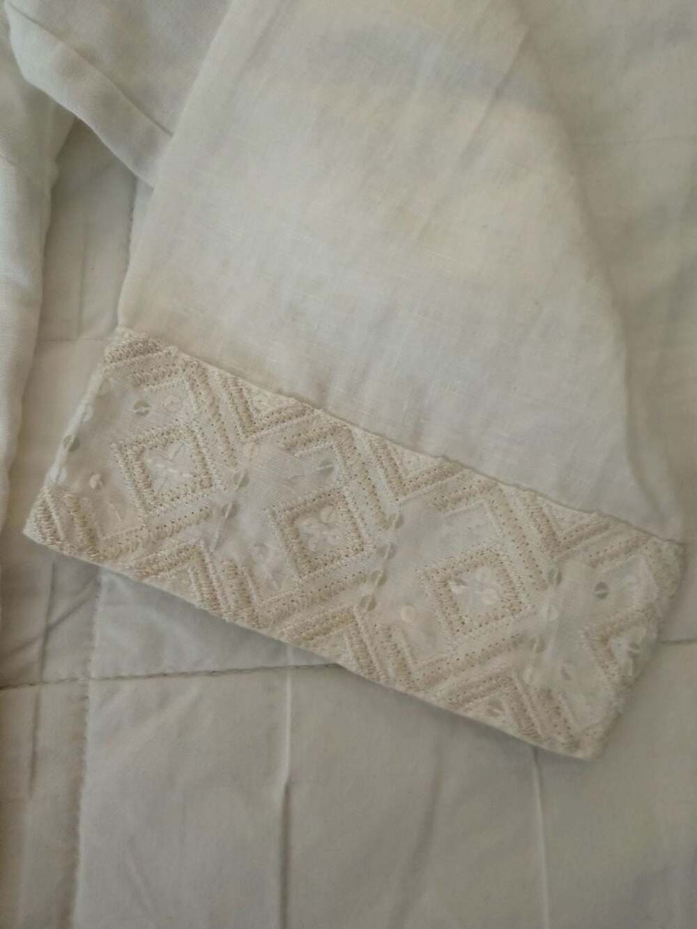 Tommy Bahama White Linen Embroidered Tunic Top Coastal Resort Beachy Size M - Picture 4 of 6
